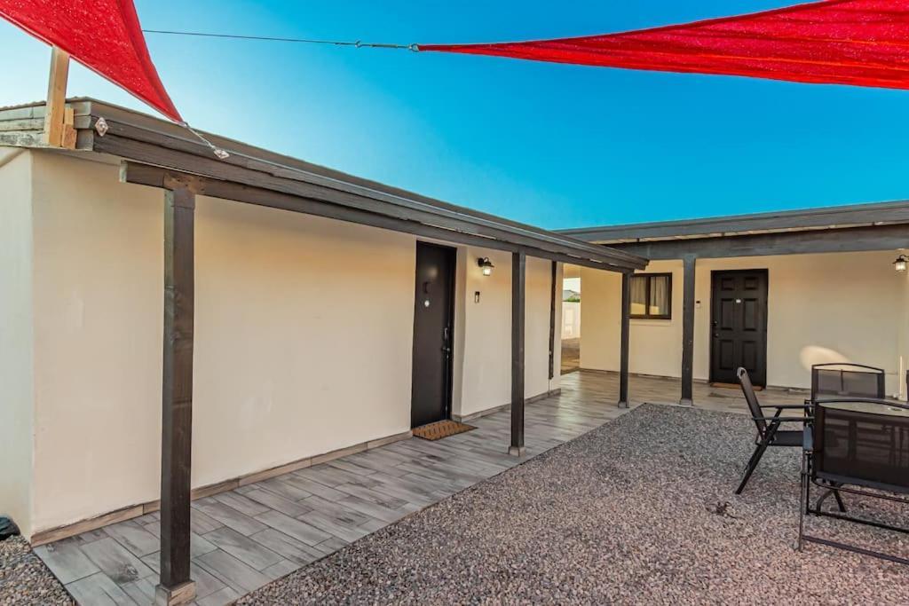 Phoenix Retreat - Studio With King Bed - 10 Min From Airp - Unit C المظهر الخارجي الصورة